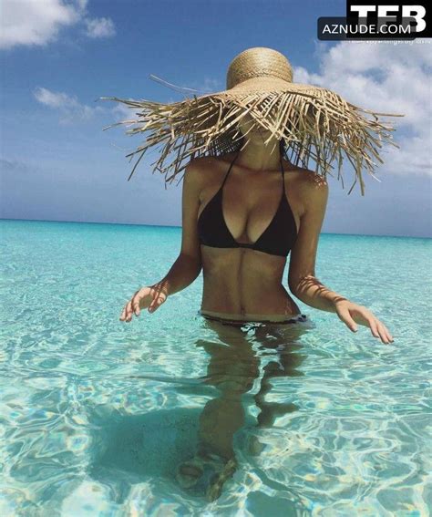 Emily Ratajkowski Nude And Sexy Photos Collection From Various Outings And Photoshoots Aznude