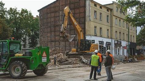 Poznań ul Kraszewskiego 12 Rozbiórka kamienicy dobiega końca Znów