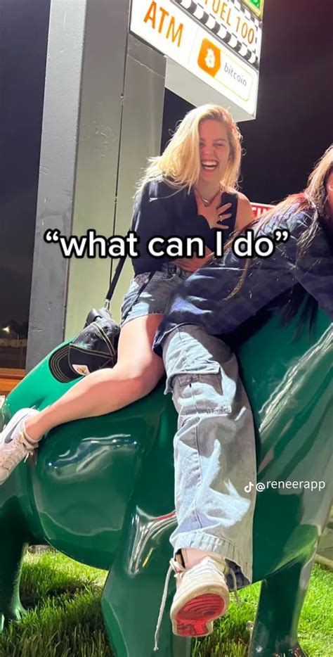 Reneé Rapp Source on Twitter this was funny as fuck to make oh my god reneerapp via TikTok