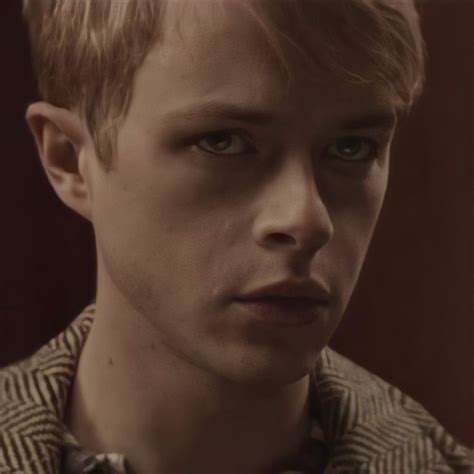 𝑷𝒆𝒕𝒆𝒓 𝑷𝒆𝒕𝒕𝒊𝒈𝒓𝒆𝒘 Dane Dehaan Michael Pitt Peter Pettigrew