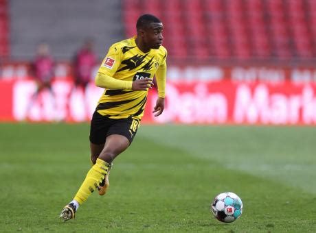 Borussia Dortmund Rinnovo Ad Un Passo Per Moukoko Mercato