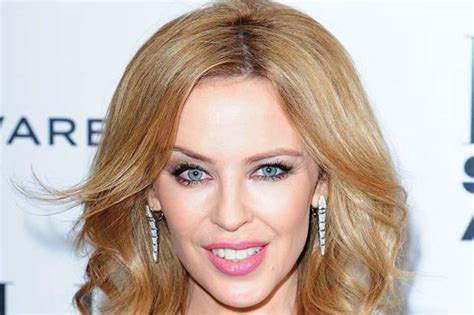 Kylie Minogue Family Photos, Husband, Age, Height, Sister, Net Worth ...