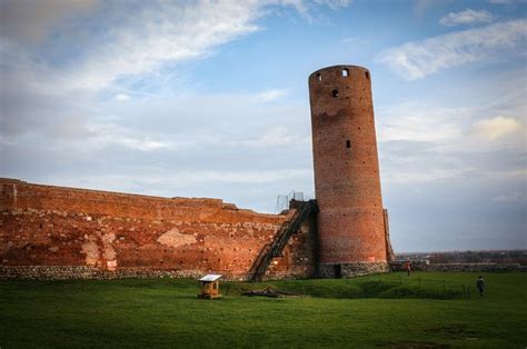 Czersk Castle Ruins Poland Castle Ruins Monument Valley Natural