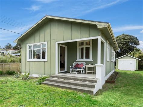 The Beach House - Kapiti Coast Holiday Home - Bachcare NZ