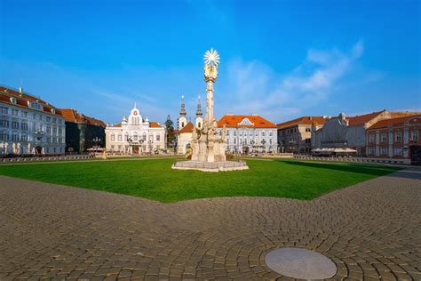 Cuadrado De La Uni N En Timisoara Foto De Archivo Imagen De Urbano