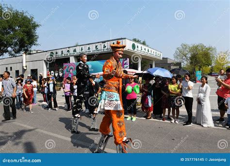 Actor Dress Up In Parade For Chinese Opera Show In Beijing Theatre