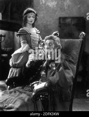 Hot Sexy Josephine Lovett Bikini Pics