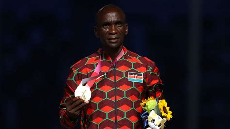 Kenya S Eliud Kipchoge Wins Men S Marathon At Tokyo SABC News