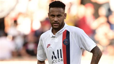 Neymar Booed By Own Fans On Psg Return In Win Over Strasbourg The