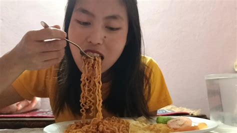 2x Spicey Ramen Noodles With Egg Youtube