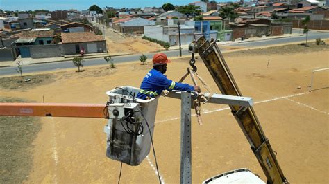 Prefeitura Inicia Montagem De Parquinho No Residencial Pau Brasil E