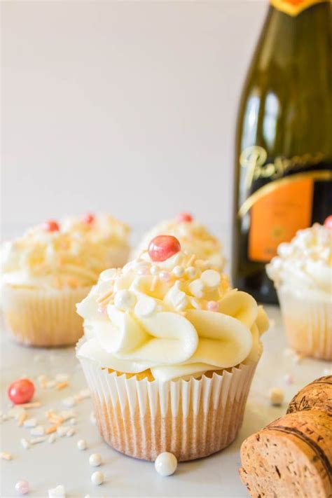 Easy Prosecco Cupcakes Recipe With Box Cake Mix Recipe Cupcake