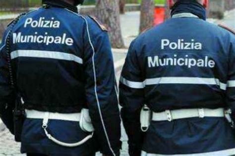 Controlli Della Polizia Municipale Sanzionati Automobilisti