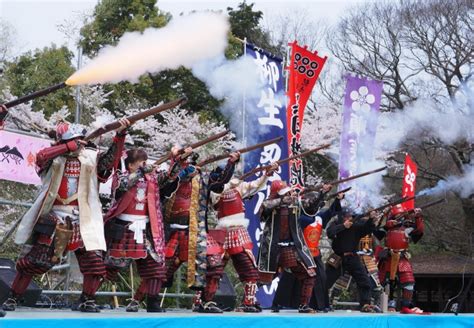 大迫力の火縄銃を披露 4月7日まで奈良市で「柳生さくら祭」 郷土芸能など催し多彩47news（よんななニュース）