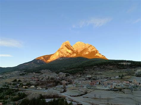 Travessa En Globus Del Pedraforca Vols En Globus Per Regalar