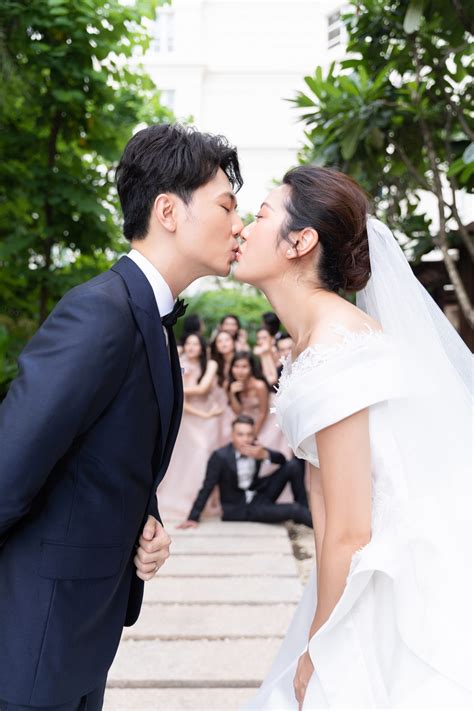 H U Qu C T Th Y V N Hi M Hoi Di N Bikini Sau Khi Sinh Con Sao Vi T Vi T Gi I Tr