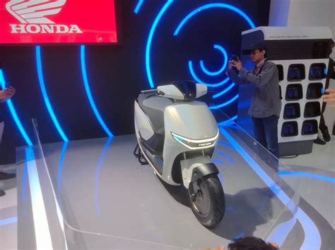 Inovasi Honda SC E Concept Tampil Di IIMS 2024 Motor Listrik