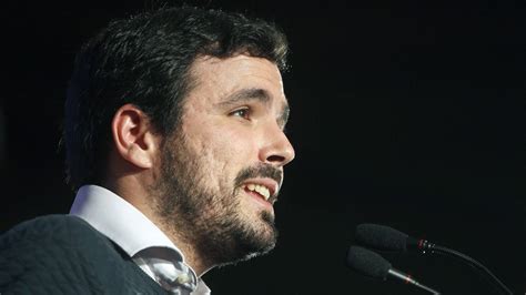 Garzón tacha el discurso de investidura de Rufián l RTVE