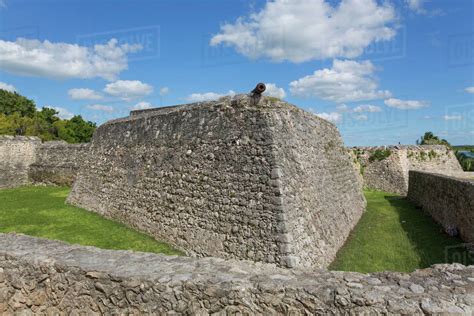 Colonial Cannon Fort De San Felipe Founded 1725 Bacalar Quintana