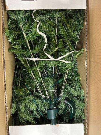 Ft Grand Duchess Balsam Fir Pre Lit Tree In Box Earl S Auction Company