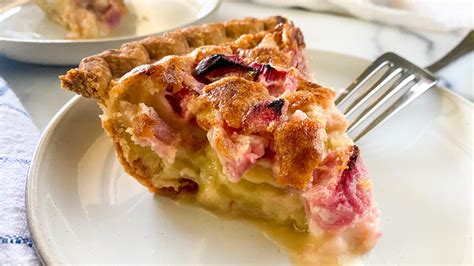 Rhubarb Custard Pie Recipe