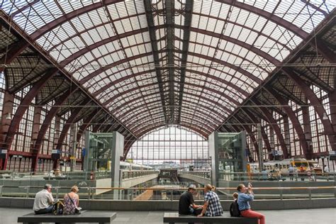 Gare Ferroviaire Centrale à Anvers Belgique E Image éditorial Image