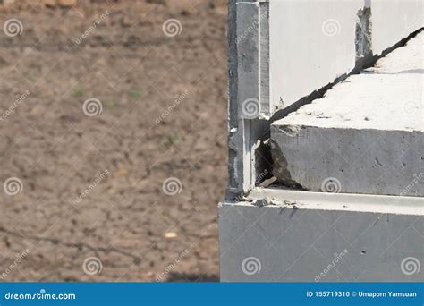 Precast Concrete Wall, Installation of Prefabricated House, Construction Site Stock Photo ...