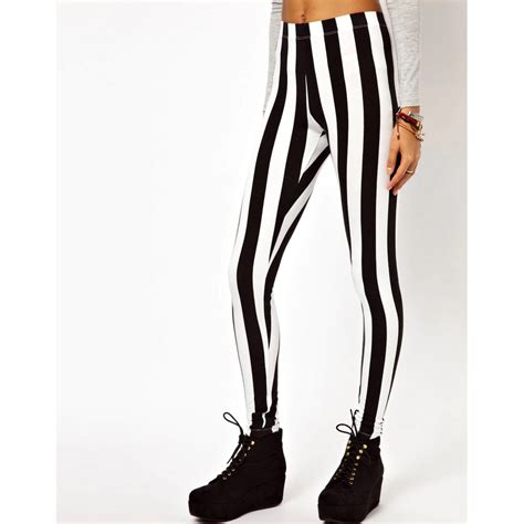 Top 55 Imagen Black And White Striped Leggings Outfit Abzlocal Mx