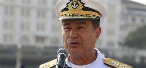 Em Carta Militares Saem Em Defesa De Ex Comandante Da Marinha Citado