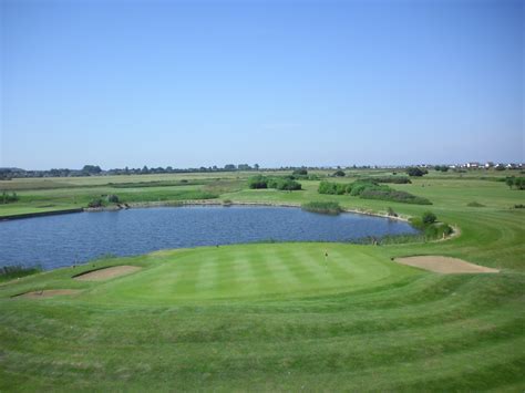 Heacham Manor - UK Golf Guide