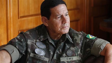 General Mourão deve assumir a Presidência por duas semanas saiba detalhes