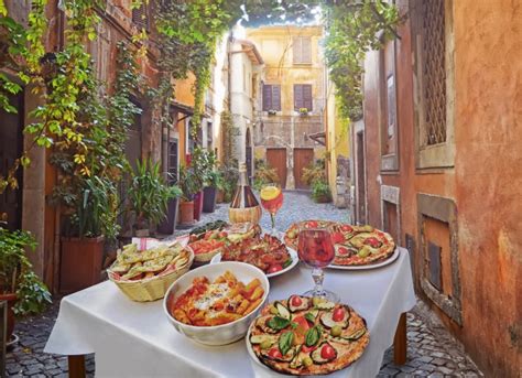 Food Tour In The Trastevere Neighborhood Of Rome For Eating And Drinking