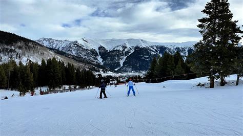 First Time Ski Trip to Colorado: A Guide for Beginner Skiing — Colorado ...