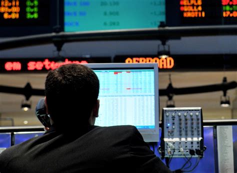 Ibovespa Fecha Em Novo Recorde Acima Dos Mil Pontos Finan As