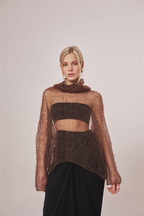 Свитер паутинка NUDE с горлом Шоколад TOUCH BY ME