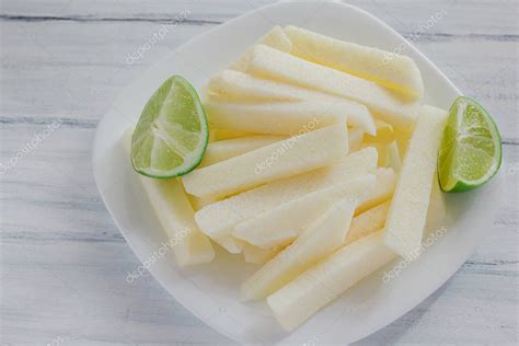 Jicama Fruta Bocadillos Mexicanos De Nabo En Verdura De Jícamas Limón