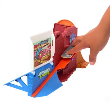 Hot Wheels Skate Pista De Juguete Set Tienda De Dona