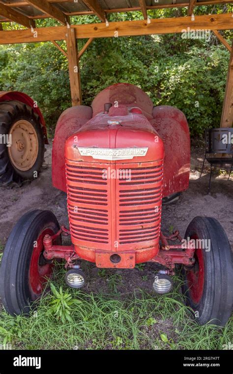 Mount Pleasant Usa July Old Historic Tractor Brand Name Mc