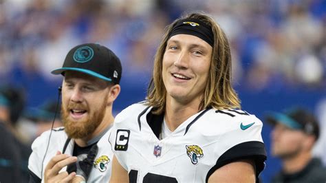 Trevor Lawrence Breaks Into Top 5 In NFL Quarterback Power Rankings