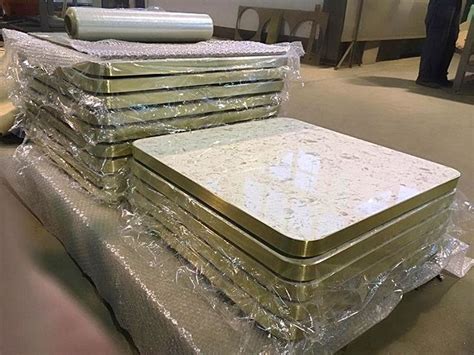 Рама для зеркала. Латунь. Размер | Container, Takeout container, Table