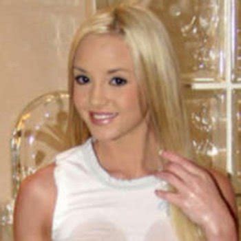 Teen Kelly Babe Page Watch This Pornstar On FreeOnes