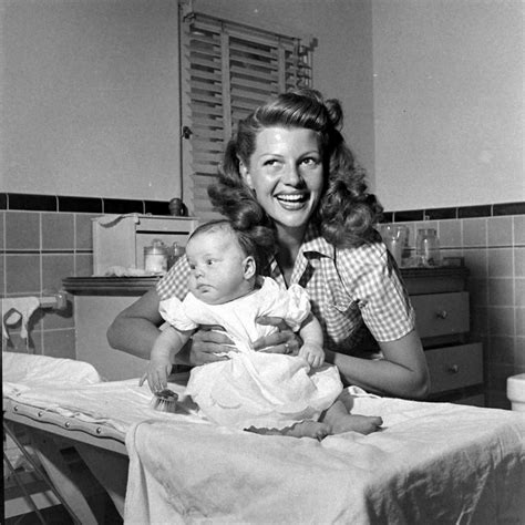 Lovely Pics of Rita Hayworth at Home in Beverly Hills With Her Daughter Rebecca Welles in 1945 ...