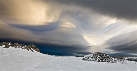 how to find antarctica on weather app