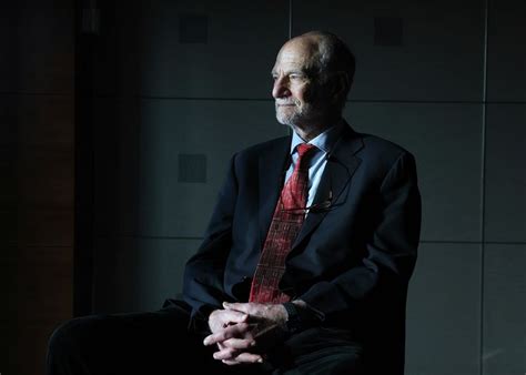 Michael Rosbash Cronobi Logo Y Nobel De Medicina La Falta De Luz