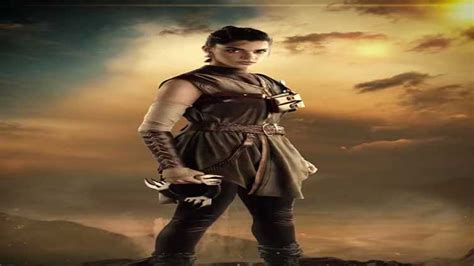 Sanam Reveals Warrior Look For Upcoming Film Umro Ayyar