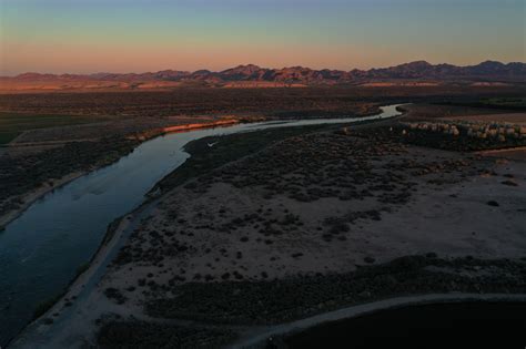 Water Cuts Colorado River Deal Wont End Arizona California Crisis