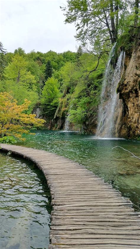 Pin By Sarah Cole On Waterfalls Beautiful Nature Waterfall