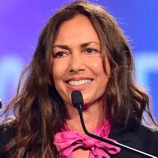 Susanna Hoffs: Age, Net Worth, Biography, and Career Highlights - Mabumbe