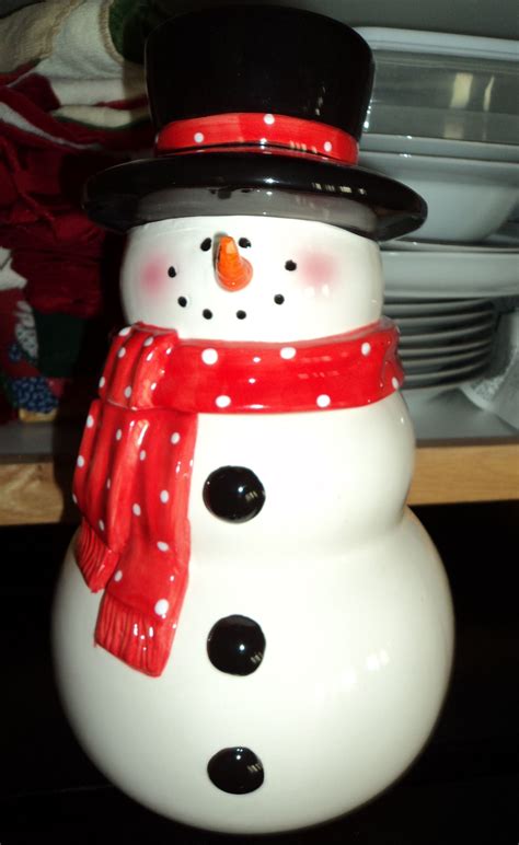 Big Snowman Cookie Jar This Must Hold A Ton Of Cookies Christmas Cookie Jars Snowman