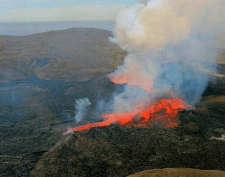 Volcano Tours in Iceland | Volcano Tours with Local Guides